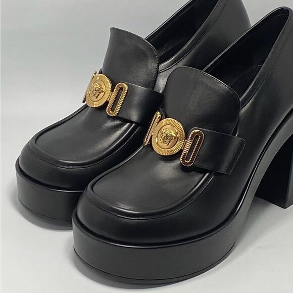 Versace Logo Leather Platform Pumps size 40 - Picture 8 of 13